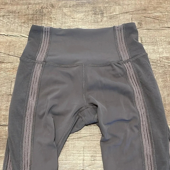 Lululemon Power Lines Pant *28" - Titanium / Dark Chrome - Size 4 - Picture 7 of 12